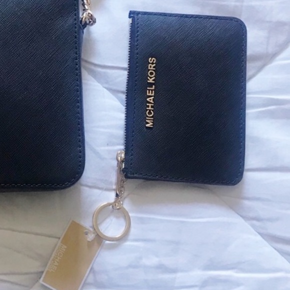 Michael Kors ID Coin Pouch - Picture 5 of 6